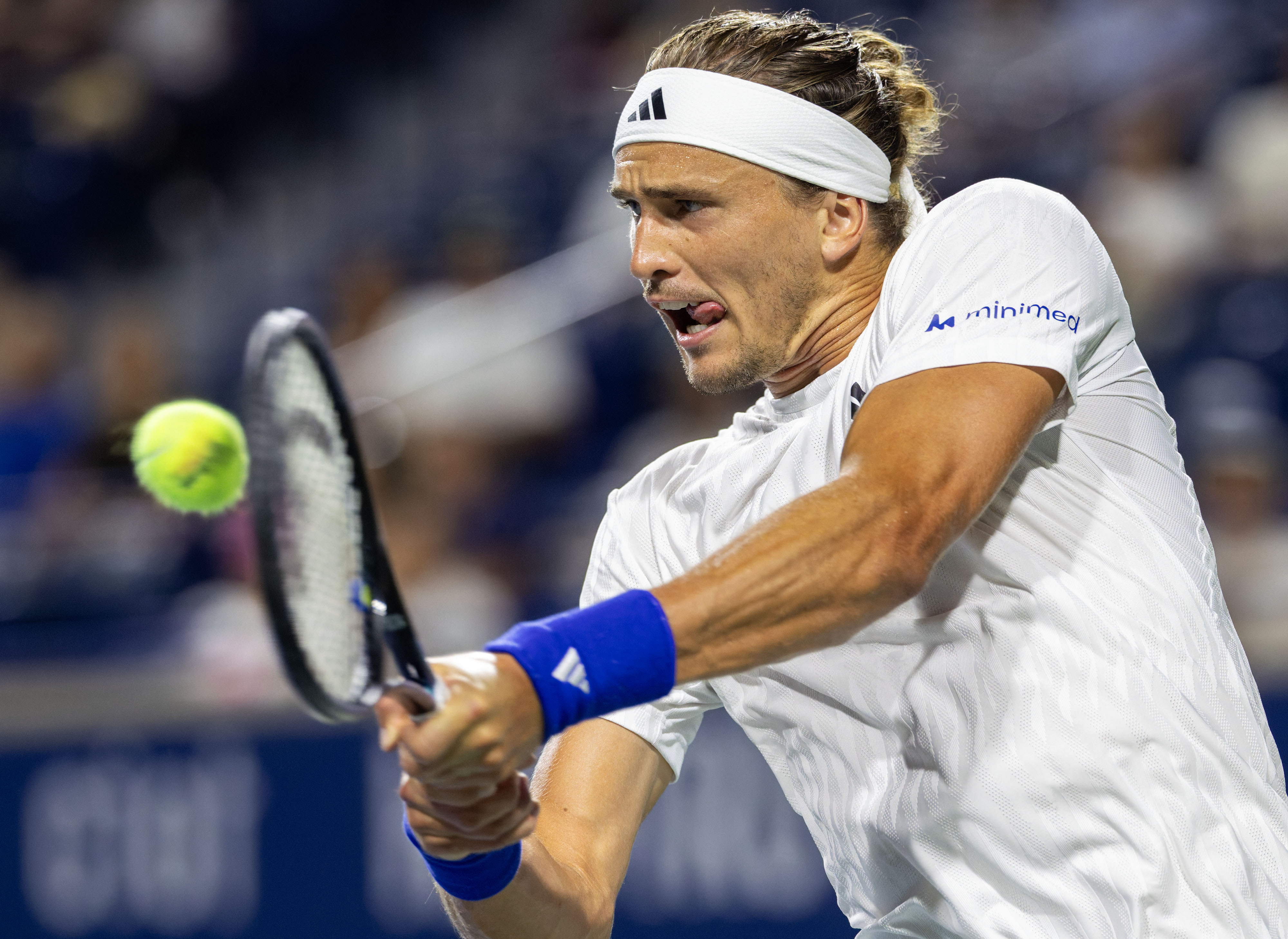 爱游戏APP-拉沃尔杯绝杀澳网，兹维列夫统治全场