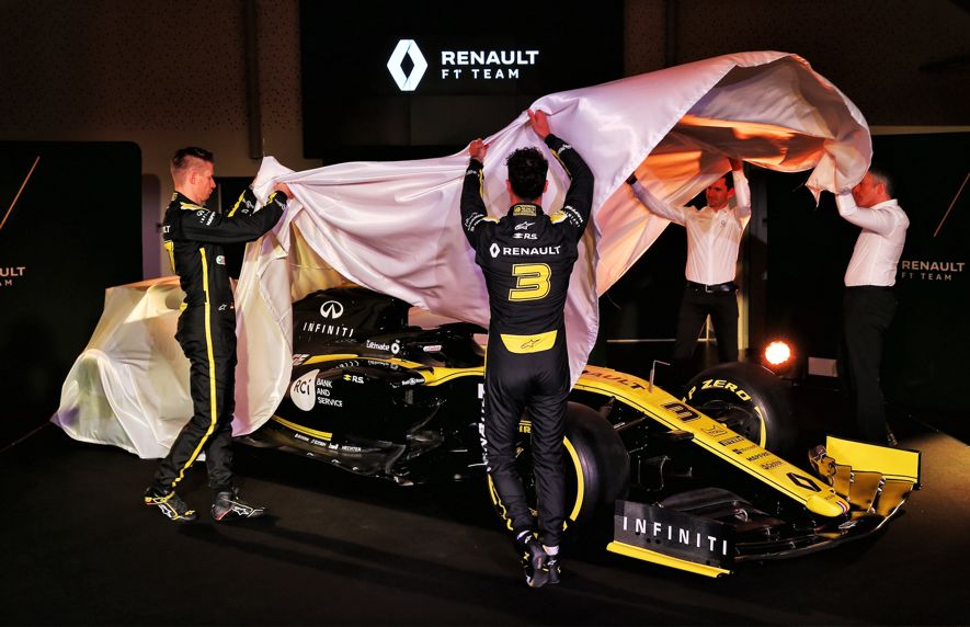 爱游戏tv-阿斯顿马丁逆转雷诺车队，拉塞尔关键制胜